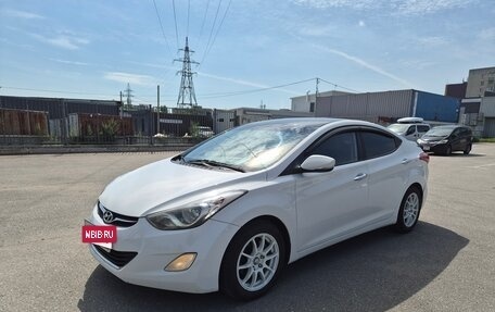 Hyundai Avante, 2012 год, 550 000 рублей, 2 фотография