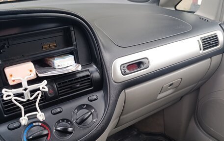 Chevrolet Rezzo, 2007 год, 650 000 рублей, 4 фотография