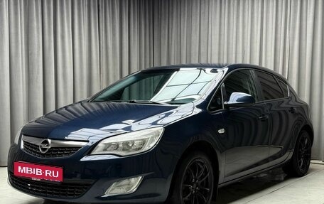 Opel Astra J, 2012 год, 599 000 рублей, 1 фотография