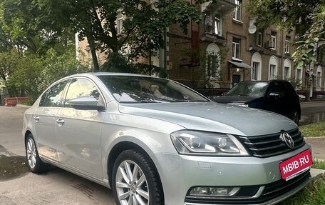 Volkswagen Passat B7, 2012 год, 1 100 000 рублей, 2 фотография