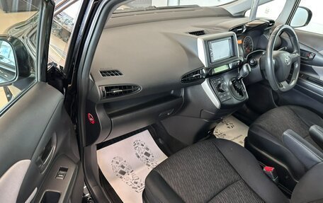 Toyota Wish II, 2010 год, 1 379 000 рублей, 12 фотография