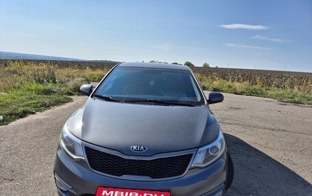 KIA Rio III рестайлинг, 2016 год, 1 059 000 рублей, 2 фотография