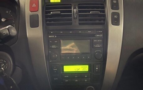 Hyundai Tucson III, 2008 год, 1 000 000 рублей, 3 фотография