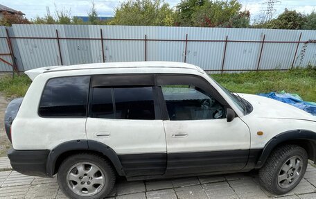 Toyota RAV4, 1995 год, 250 000 рублей, 2 фотография