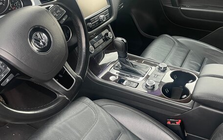 Volkswagen Touareg III, 2013 год, 2 550 000 рублей, 11 фотография