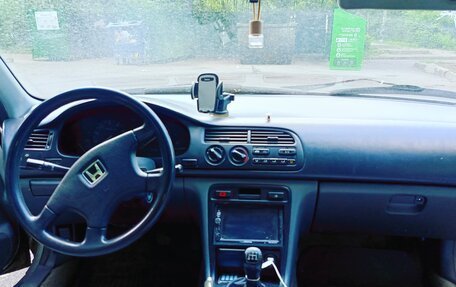 Honda Accord VII рестайлинг, 1995 год, 110 000 рублей, 3 фотография