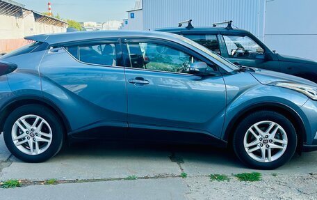 Toyota C-HR I рестайлинг, 2021 год, 2 300 000 рублей, 3 фотография