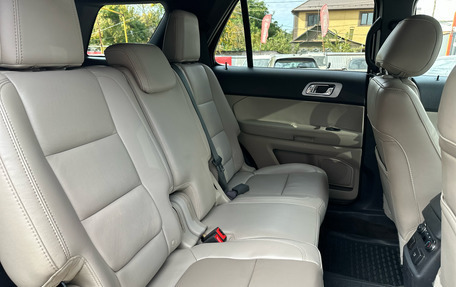 Ford Explorer VI, 2012 год, 1 800 000 рублей, 17 фотография