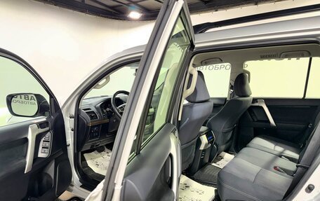 Toyota Land Cruiser Prado 150 рестайлинг 2, 2018 год, 5 200 000 рублей, 20 фотография