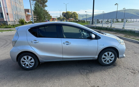 Toyota Aqua I, 2014 год, 680 000 рублей, 6 фотография