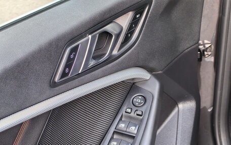 BMW 1 серия, 2021 год, 3 050 000 рублей, 17 фотография