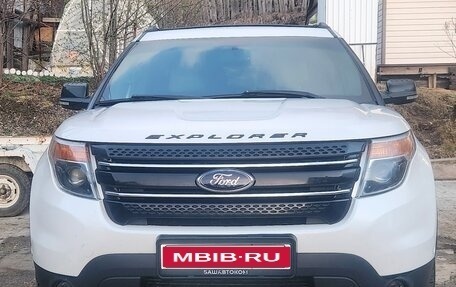 Ford Explorer VI, 2012 год, 1 335 000 рублей, 1 фотография