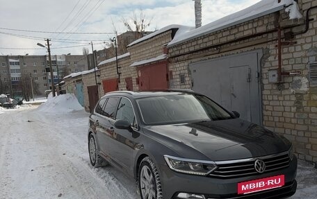 Volkswagen Passat B8 рестайлинг, 2017 год, 2 000 000 рублей, 12 фотография
