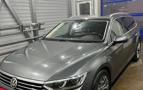 Volkswagen Passat B8 рестайлинг, 2017 год, 2 000 000 рублей, 20 фотография
