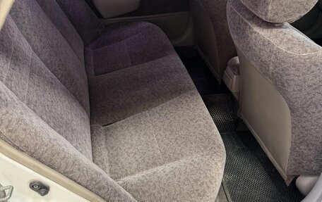 Toyota Corolla, 2000 год, 250 000 рублей, 4 фотография