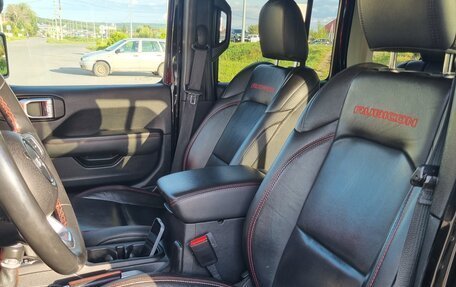 Jeep Wrangler, 2021 год, 4 000 000 рублей, 10 фотография