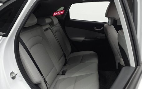 Hyundai Kona I, 2022 год, 1 320 000 рублей, 11 фотография