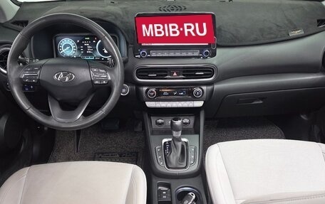 Hyundai Kona I, 2022 год, 1 320 000 рублей, 7 фотография