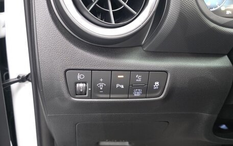 Hyundai Kona I, 2022 год, 1 320 000 рублей, 19 фотография