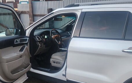 Ford Explorer VI, 2012 год, 1 335 000 рублей, 19 фотография