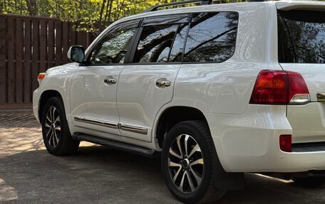 Toyota Land Cruiser 200, 2012 год, 2 750 000 рублей, 20 фотография