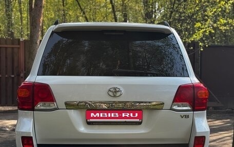 Toyota Land Cruiser 200, 2012 год, 2 750 000 рублей, 17 фотография