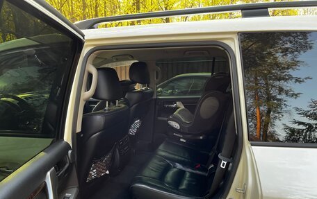 Toyota Land Cruiser 200, 2012 год, 2 750 000 рублей, 30 фотография