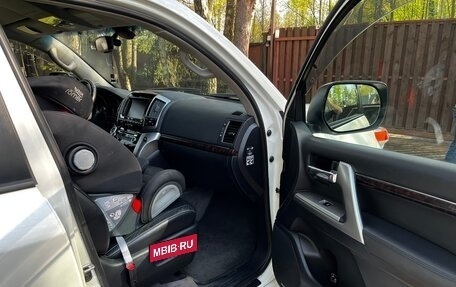 Toyota Land Cruiser 200, 2012 год, 2 750 000 рублей, 27 фотография