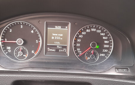 Volkswagen Multivan T5, 2011 год, 2 100 000 рублей, 3 фотография