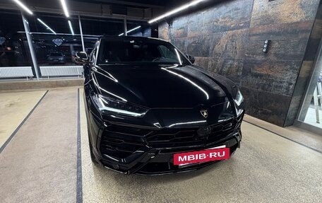 Lamborghini Urus I, 2019 год, 22 000 000 рублей, 2 фотография