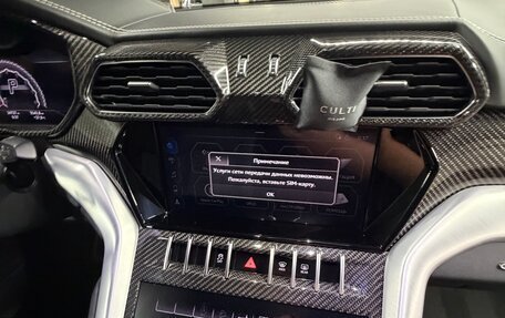 Lamborghini Urus I, 2019 год, 22 000 000 рублей, 26 фотография