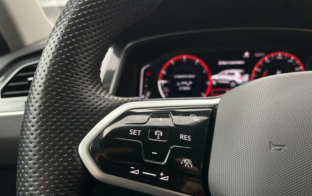 Volkswagen Tiguan II, 2019 год, 2 399 000 рублей, 9 фотография
