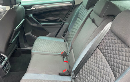 Volkswagen Tiguan II, 2019 год, 2 399 000 рублей, 15 фотография