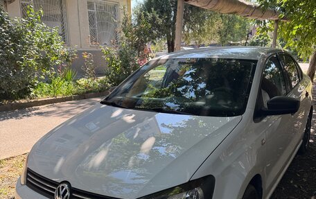 Volkswagen Polo VI (EU Market), 2013 год, 725 000 рублей, 1 фотография
