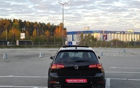 Volkswagen Golf VII, 2019 год, 1 880 000 рублей, 4 фотография