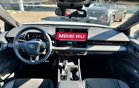 Toyota Camry, 2026 год, 4 600 000 рублей, 6 фотография