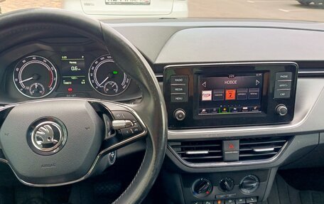 Skoda Rapid II, 2021 год, 1 400 000 рублей, 2 фотография