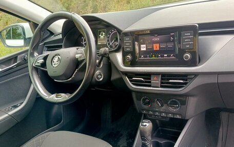 Skoda Rapid II, 2021 год, 1 400 000 рублей, 8 фотография