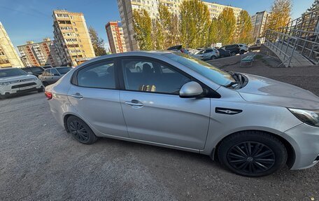 KIA Rio III рестайлинг, 2015 год, 1 100 000 рублей, 2 фотография