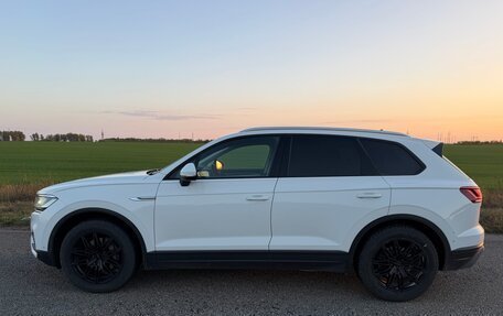 Volkswagen Touareg III, 2020 год, 3 250 000 рублей, 3 фотография