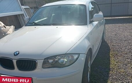 BMW 1 серия, 2011 год, 700 000 рублей, 8 фотография