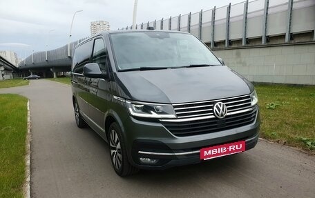 Volkswagen Multivan T6 рестайлинг, 2019 год, 4 500 000 рублей, 5 фотография