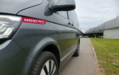 Volkswagen Multivan T6 рестайлинг, 2019 год, 4 500 000 рублей, 11 фотография