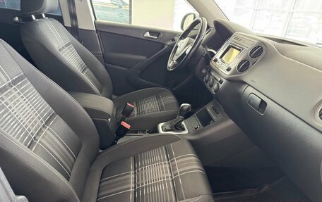 Volkswagen Tiguan I, 2016 год, 1 900 000 рублей, 16 фотография