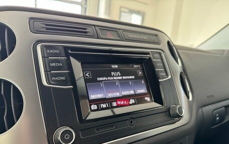 Volkswagen Tiguan I, 2016 год, 1 900 000 рублей, 11 фотография