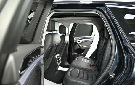 Volkswagen Touareg III, 2019 год, 3 535 000 рублей, 17 фотография