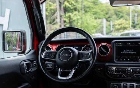Jeep Wrangler, 2020 год, 4 900 000 рублей, 19 фотография