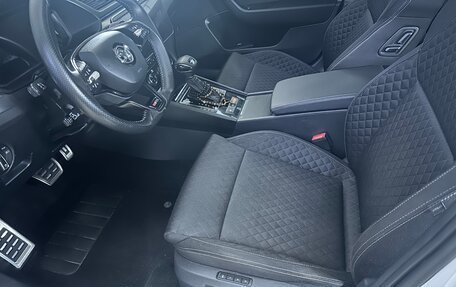 Skoda Superb III рестайлинг, 2019 год, 2 600 000 рублей, 7 фотография