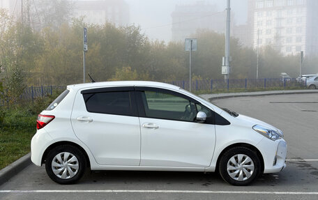Toyota Vitz, 2017 год, 990 000 рублей, 4 фотография