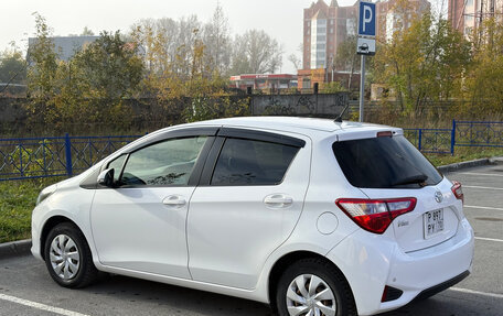Toyota Vitz, 2017 год, 990 000 рублей, 7 фотография